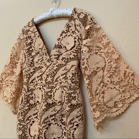 Ministry of Style Peach Lace Bell Sleeve Dress - Picture 3 of 11